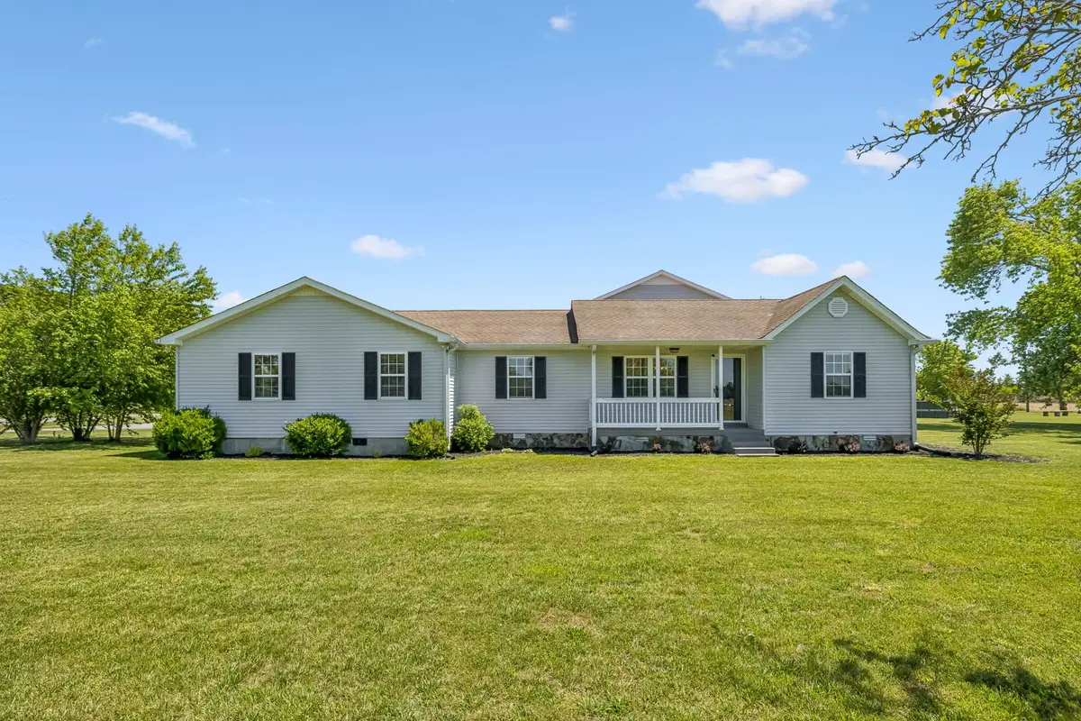 2916 Galen Rd, Lafayette, TN 37083 - #1