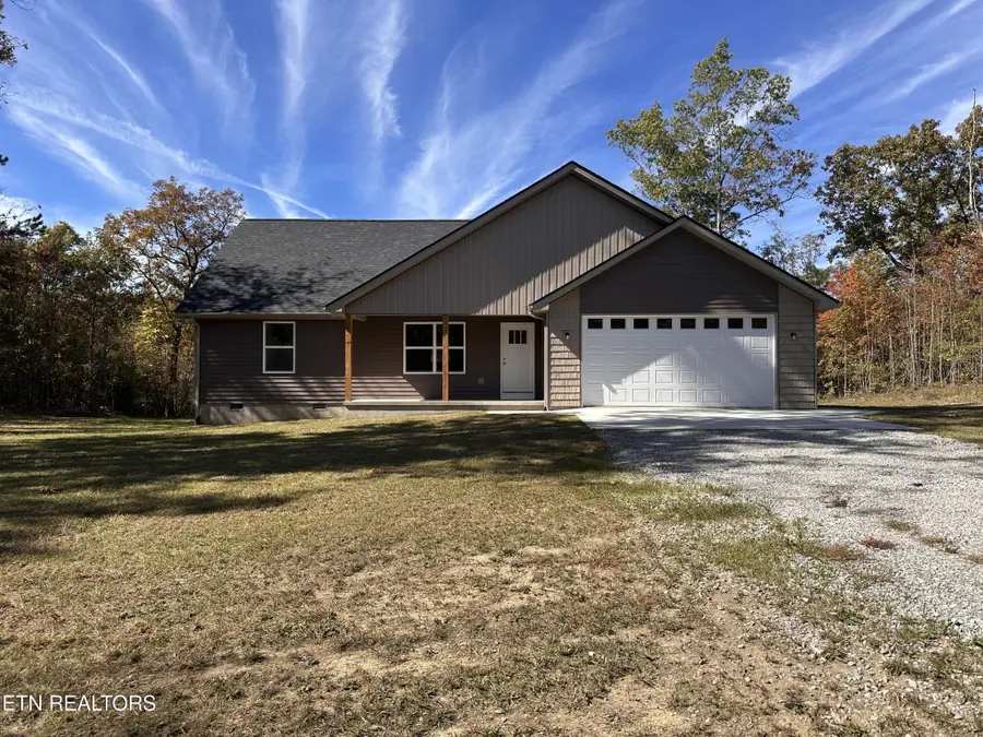 560 Saint Anthony Drive, Jamestown, TN 38556 - #2