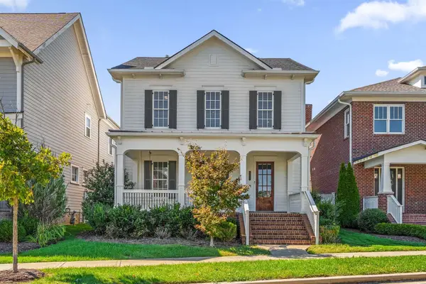 917 Dauphine St, Nashville, TN 37221