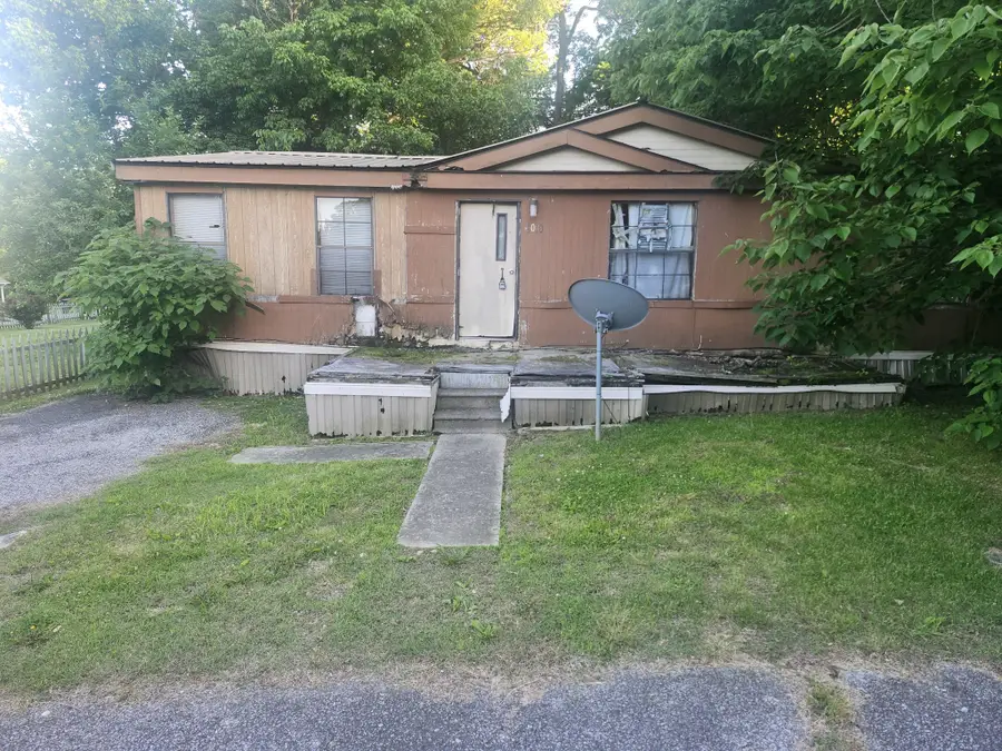 1010 Calhoun St, Humboldt, TN 38343 - #2