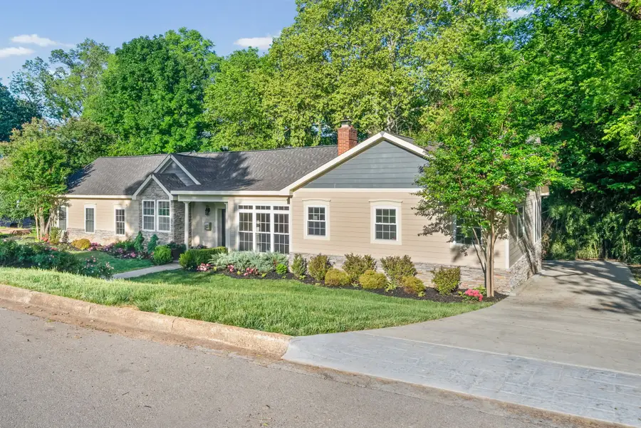171 W Glenwood Dr, Clarksville, TN 37040 - #3