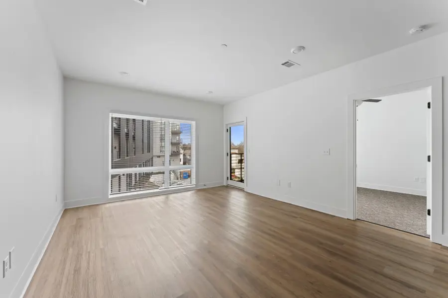 2704 Clifton Ave #201, Nashville, TN 37209 - #2