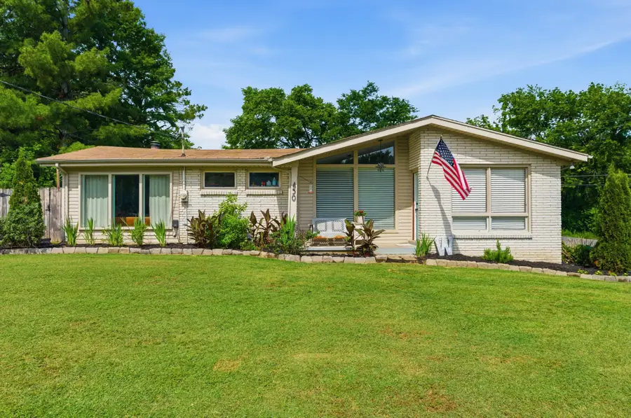99 Curtiswood Dr, Hendersonville, TN 37075 - #2