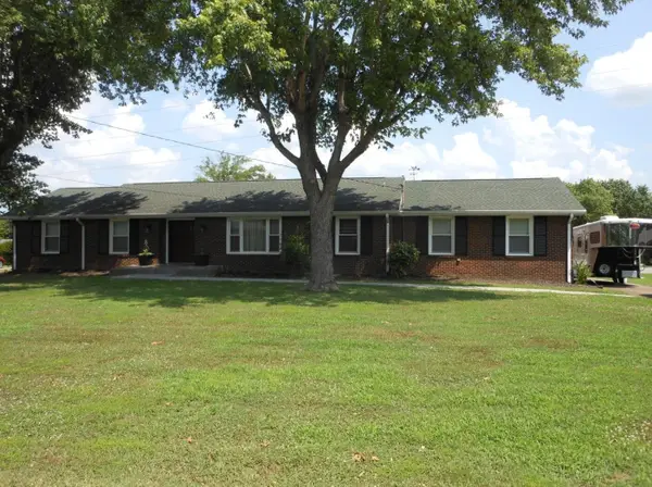 4086 Lake Pkwy, Hermitage, TN 37076