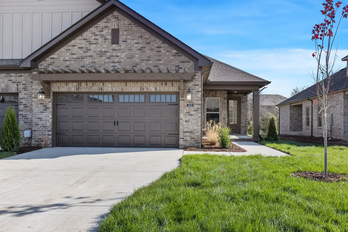 2015 Horseshoe Cir, Gallatin, TN 37066 - #1