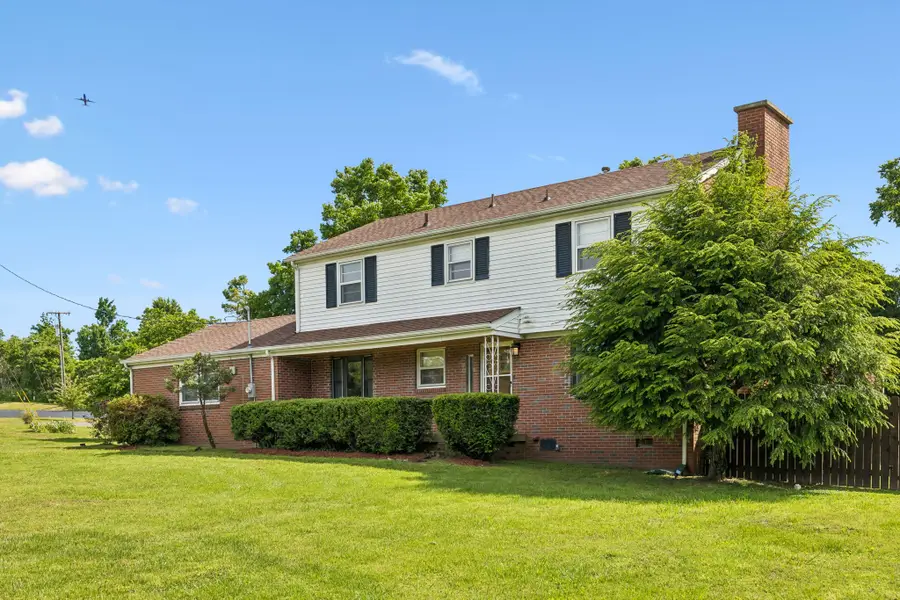 2841 Renee Dr, Nashville, TN 37214 - #2