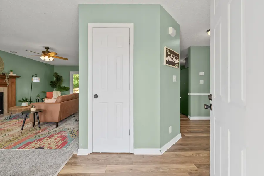966 Roedeer Dr, Clarksville, TN 37042 - #3