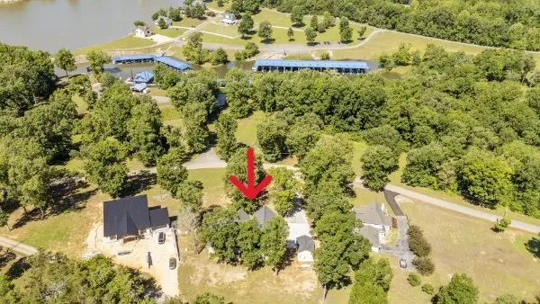 621 Bradley Ln, Bath Springs, TN 38311 - #2
