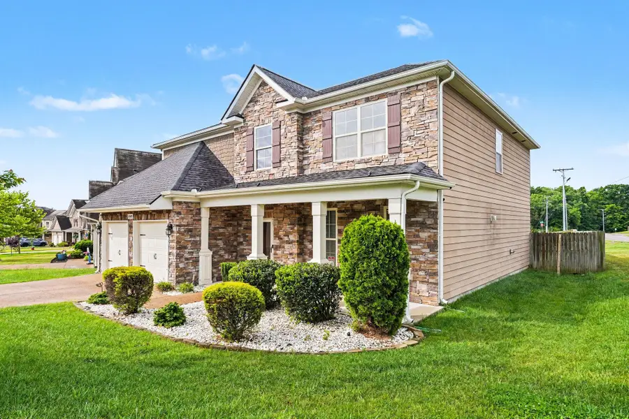 5000 Kendrick Dr, Spring Hill, TN 37174 - #2