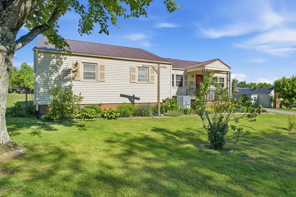 442 Crescent Dr, Springfield, TN 37172