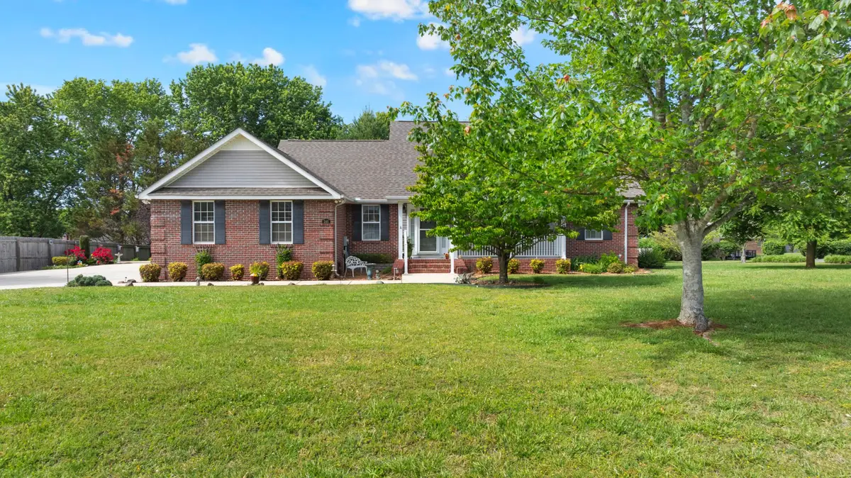 240 Brandi Cir, Winchester, TN 37398 - #1