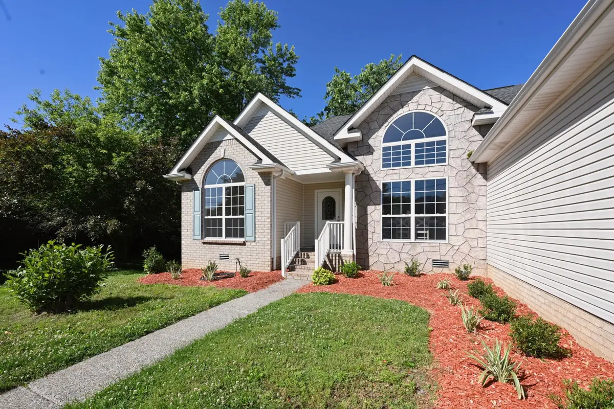 1251 Wentworth Dr, Gallatin, TN 37066 - #1