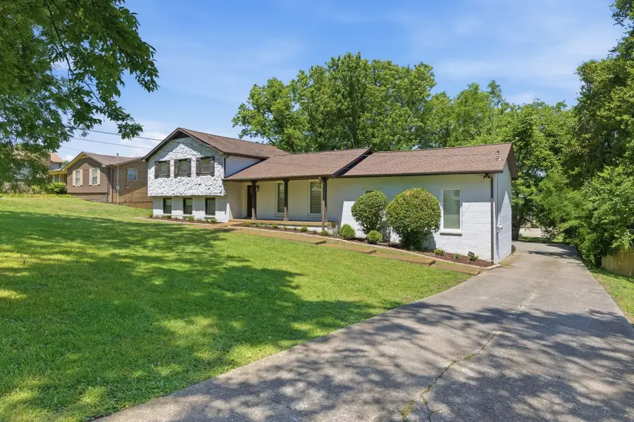 4056 Kings Ln, Nashville, TN 37218 - #2