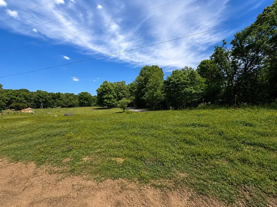 1126 Cedar Creek Rd, Vanleer, TN 37181 - #3