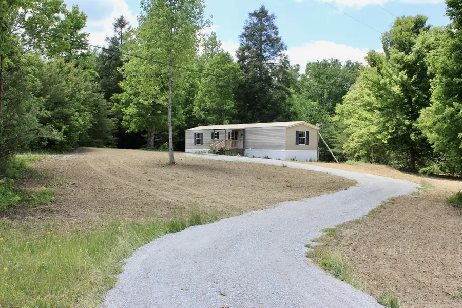 379 Utah Rd, Beersheba Springs, TN 37305 - #3