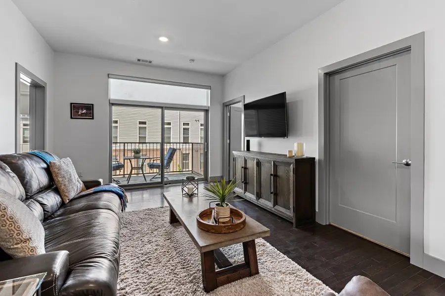 2407 8th Ave S #402, Nashville, TN 37204 - #2