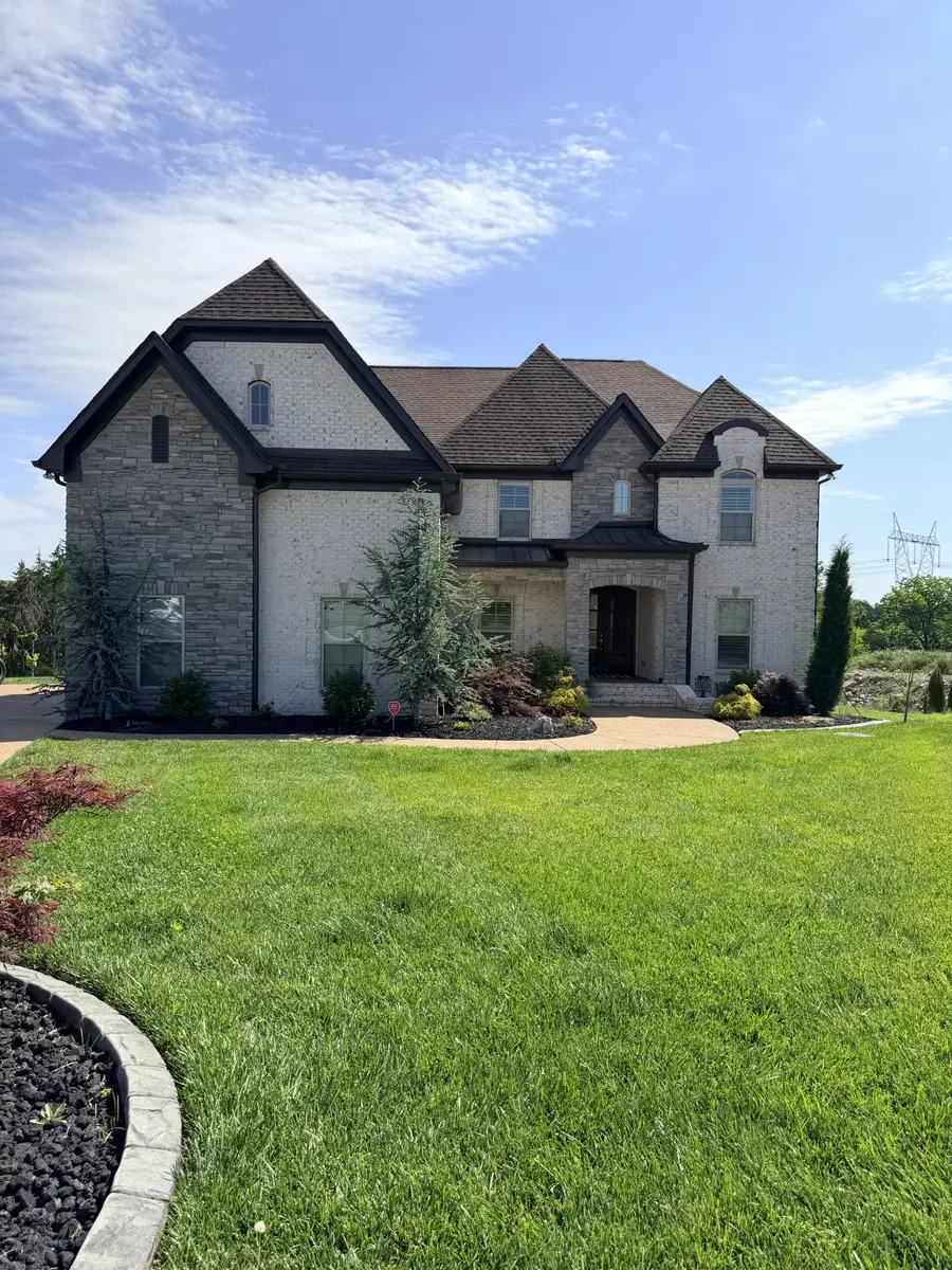 2902 Carisbrooke Dr, Mount Juliet, TN 37122 - #2