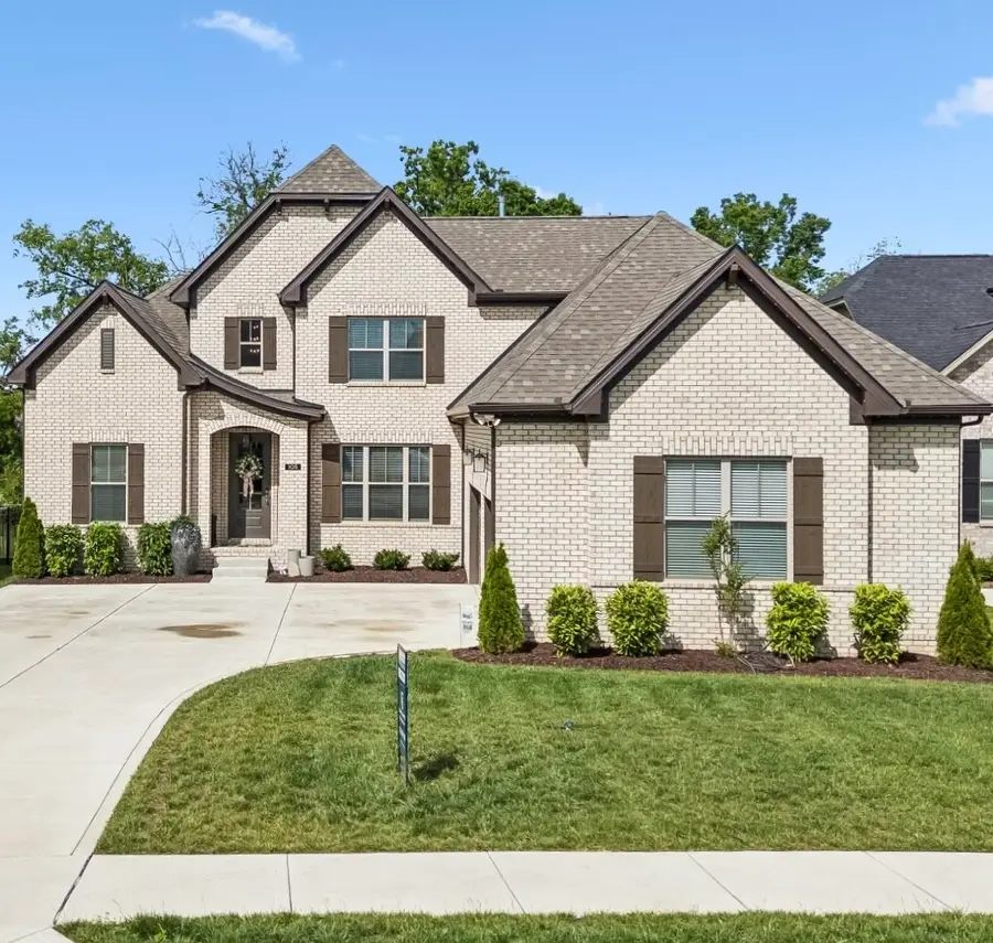 105 Hayden Ln, Gallatin, TN 37066 - #3