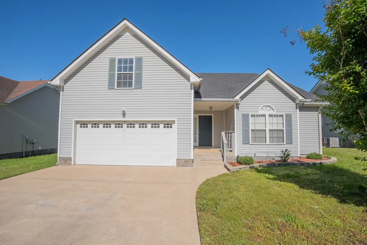 3736 Kendra Ct N, Clarksville, TN 37040 - #1