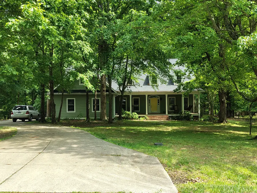 63 Girault Jones Dr, Sewanee, TN 37375 - #2