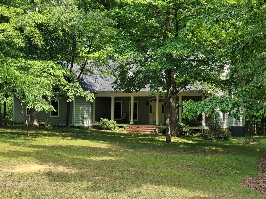 63 Girault Jones Dr, Sewanee, TN 37375 - #3