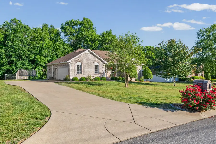 1475 Eastland Dr, Ashland City, TN 37015 - #2