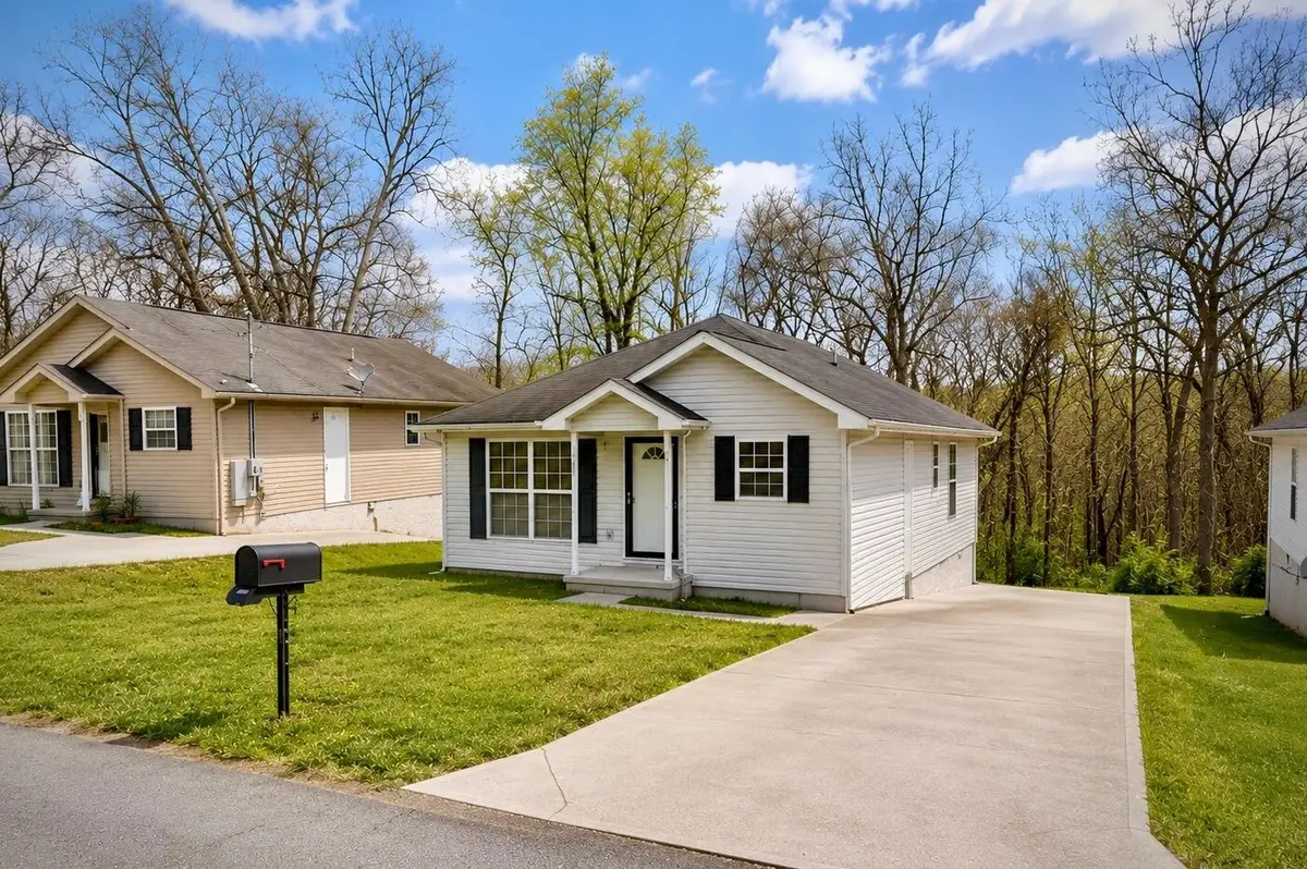 232 W Edison Street, Alcoa, TN 37701 - #1