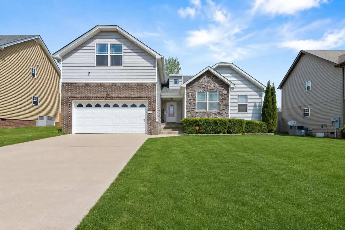 1133 Ishee Dr, Clarksville, TN 37042 - #1