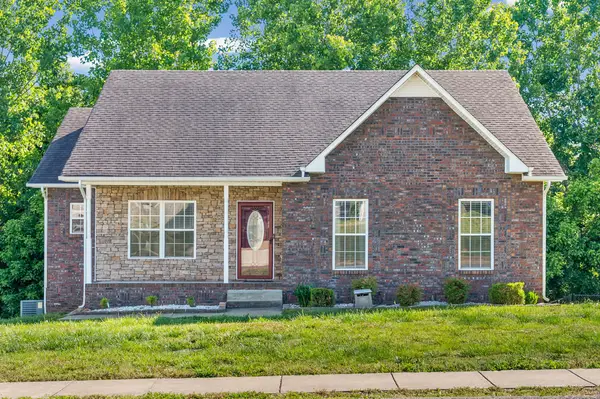 1616 Apache Way, Clarksville, TN 37042