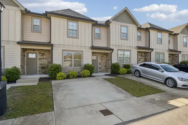 254 Signature Pl, Lebanon, TN 37087
