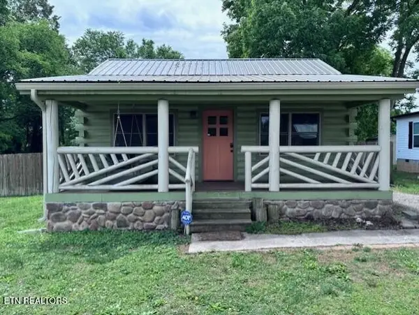 909 W Morris St, Sweetwater, TN 37874