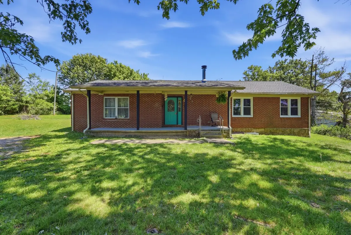 2985 Plum Creek Rd, Sparta, TN 38583 - #1