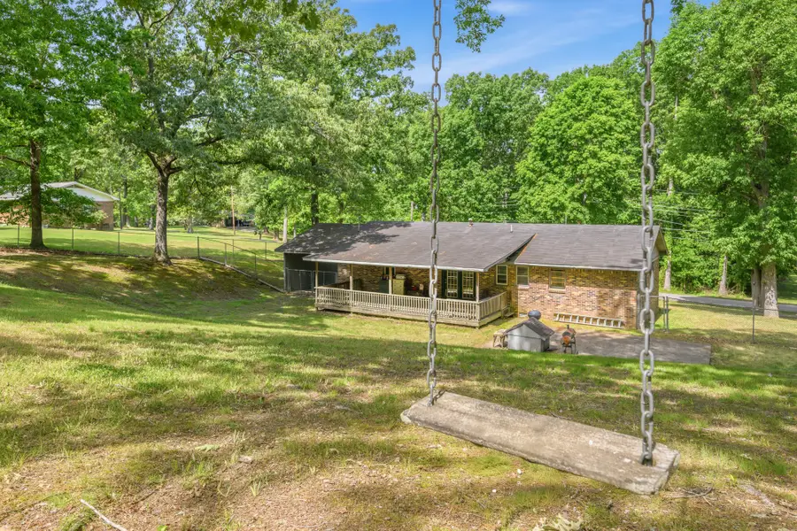 472 Oakville Cir, Parsons, TN 38363 - #2