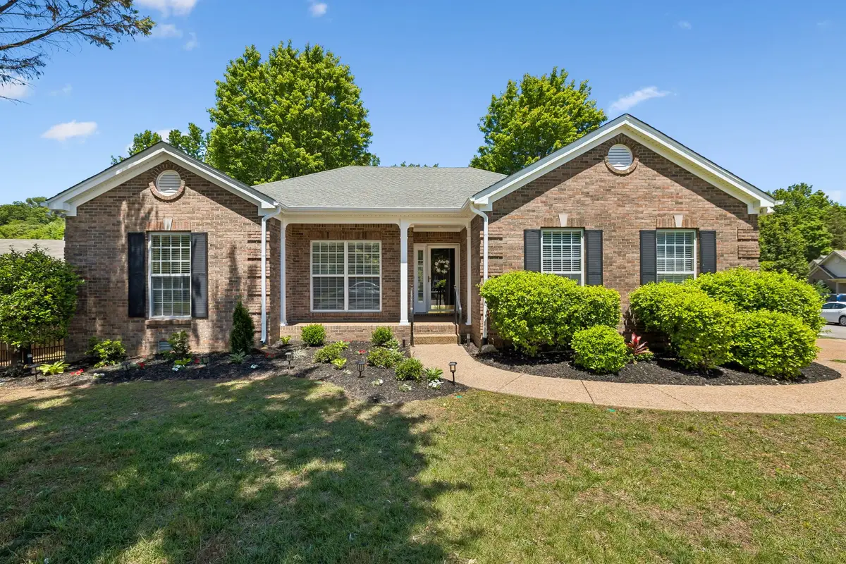 601 Casey Pl, Hermitage, TN 37076 - #1