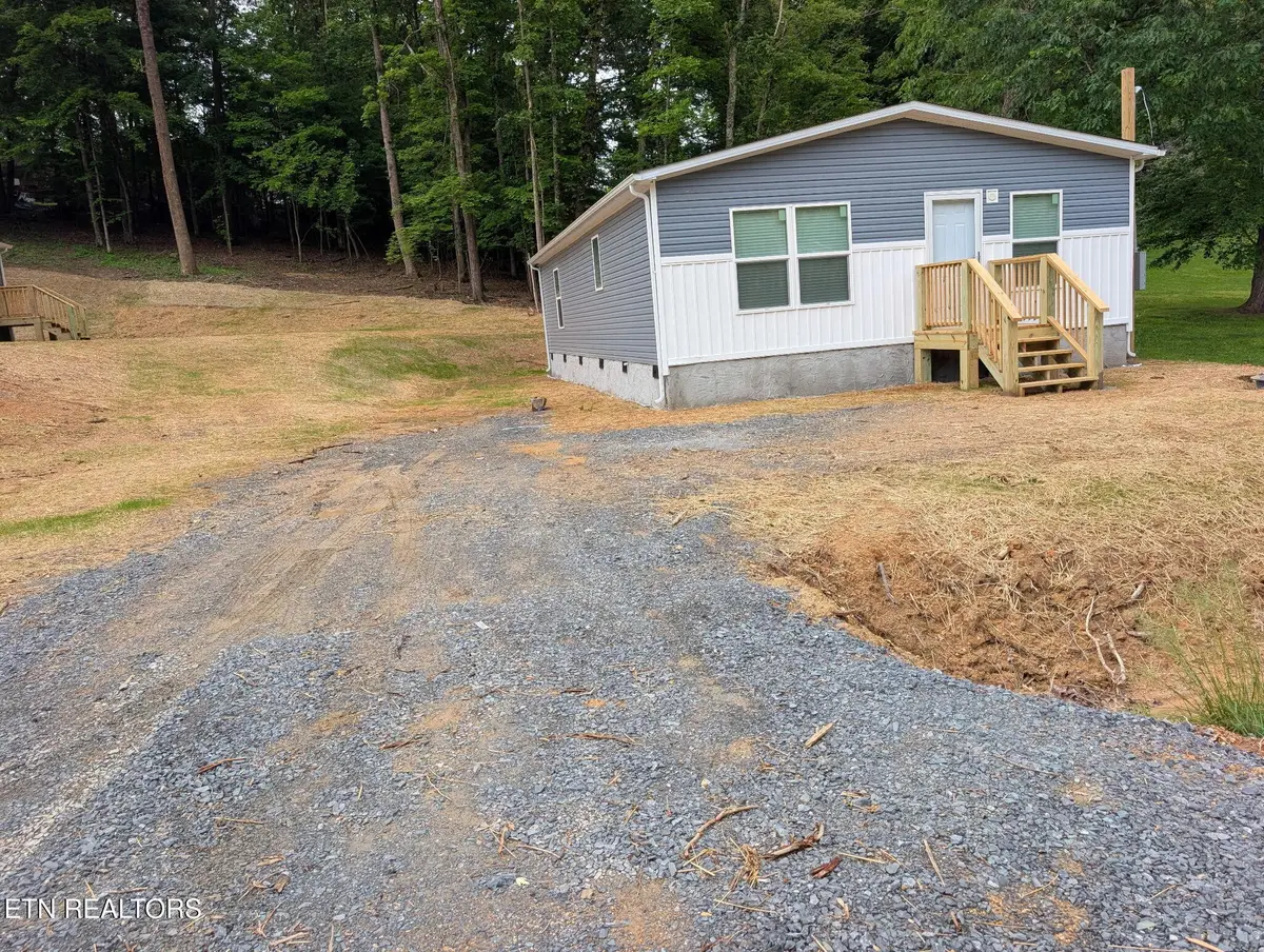 307 Molyneux St, Rockwood, TN 37854 - #1