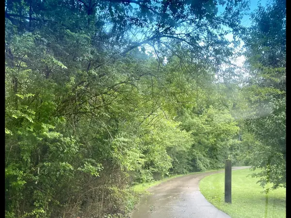 8552 Cub Creek Rd, Nashville, TN 37209