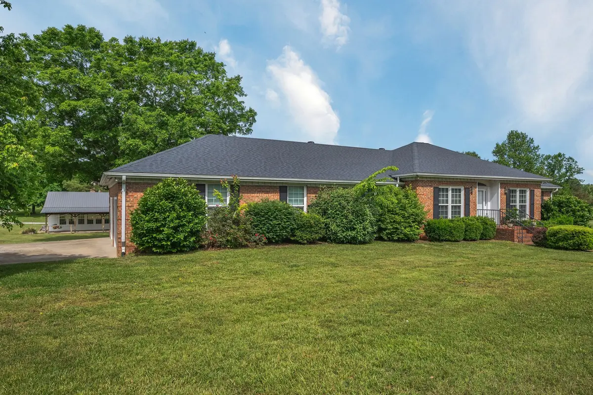 4125 Highway 48 N, Charlotte, TN 37036 - #1