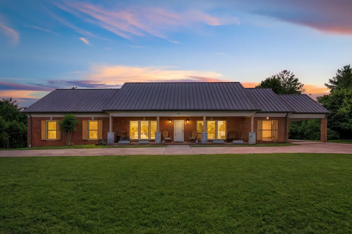 402 Fairway Trl, Springfield, TN 37172 - #1