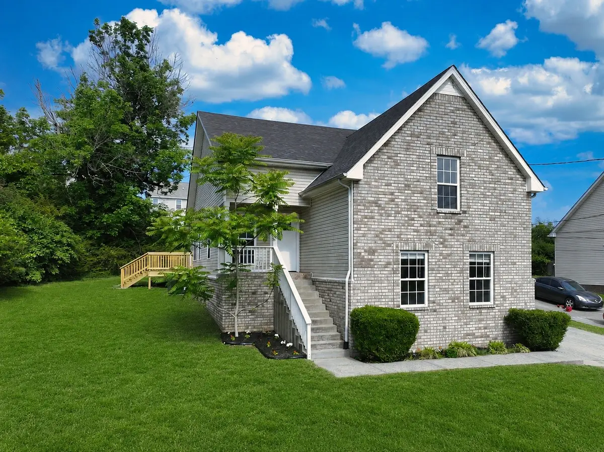 200 Larkin Springs Rd, Madison, TN 37115 - #1