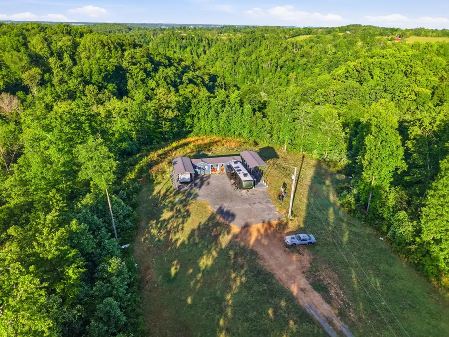 161 Chestnut Ln, Gainesboro, TN 38562 - #2