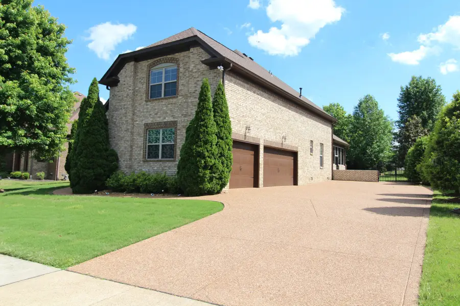 337 Crooked Creek Ln, Hendersonville, TN 37075 - #3