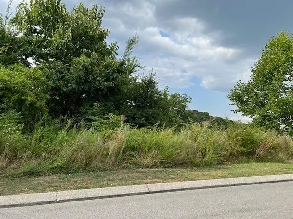 21362124 Short Leaf Lane, Soddy Daisy, TN 37379