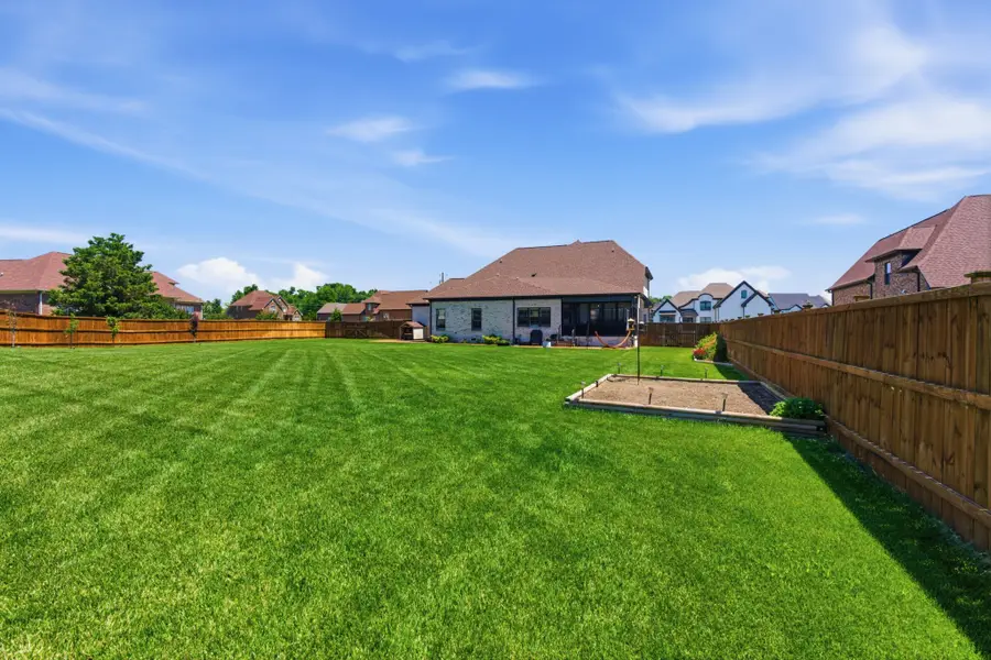 1504 Mcintosh Dr, Mount Juliet, TN 37122 - #2