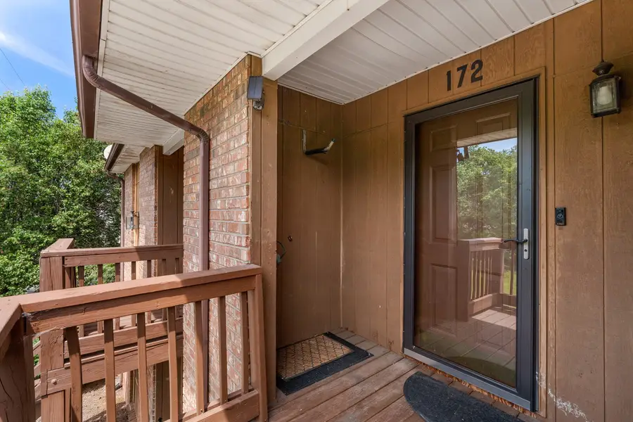 172 Brooke Castle Dr, Hermitage, TN 37076 - #2