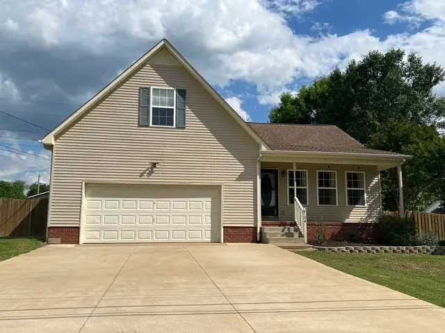 104 Creekview Dr, Columbia, TN 38401 - #1