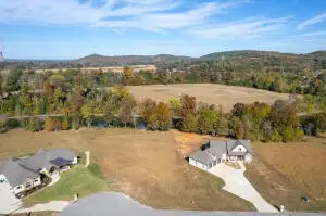 41 Espalier Drive, Decatur, TN 37322