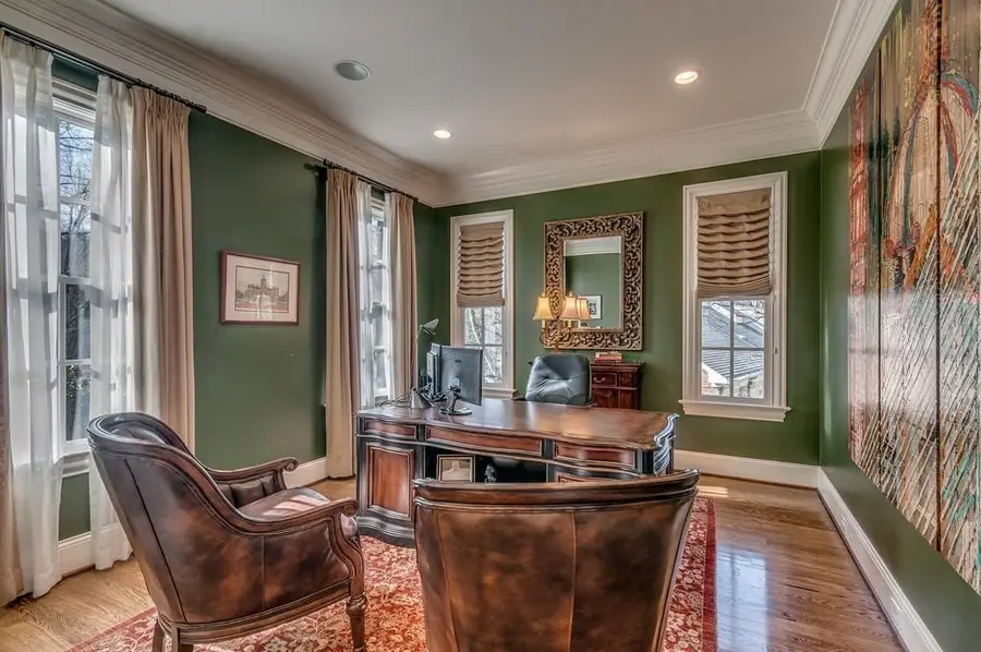 1330 Burton Valley Rd, Nashville, TN 37215 - #3