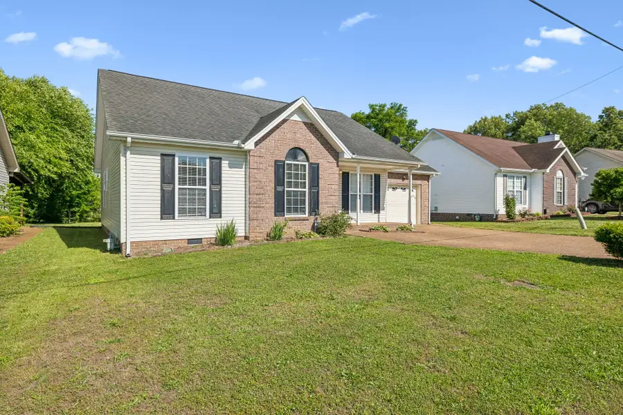 3417 Harbor Hill Pl, Nashville, TN 37214 - #3