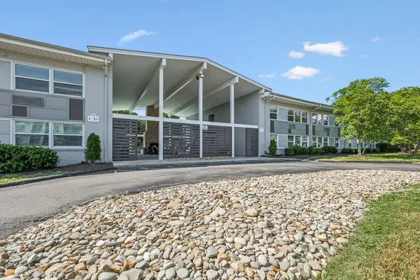 801 Inverness Ave #B7, Nashville, TN 37204