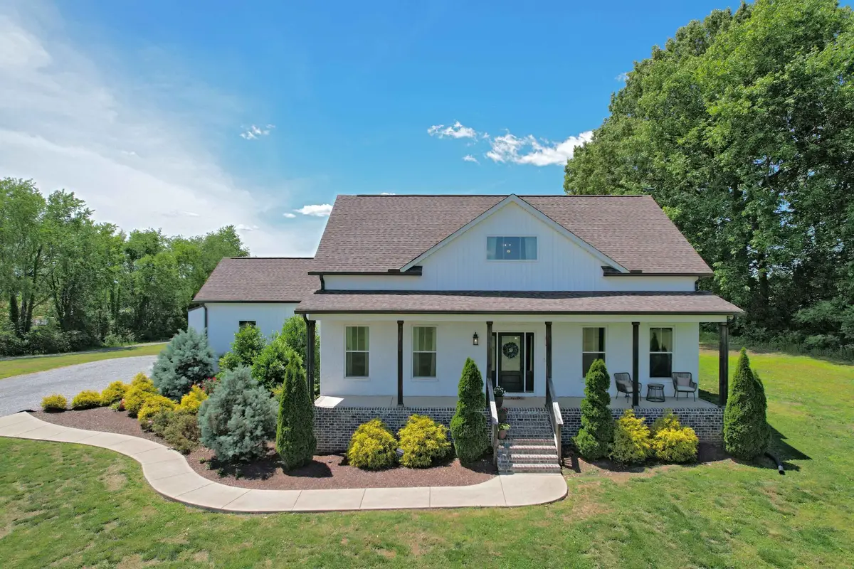 5142 Cross Plains Rd, White House, TN 37188 - #1